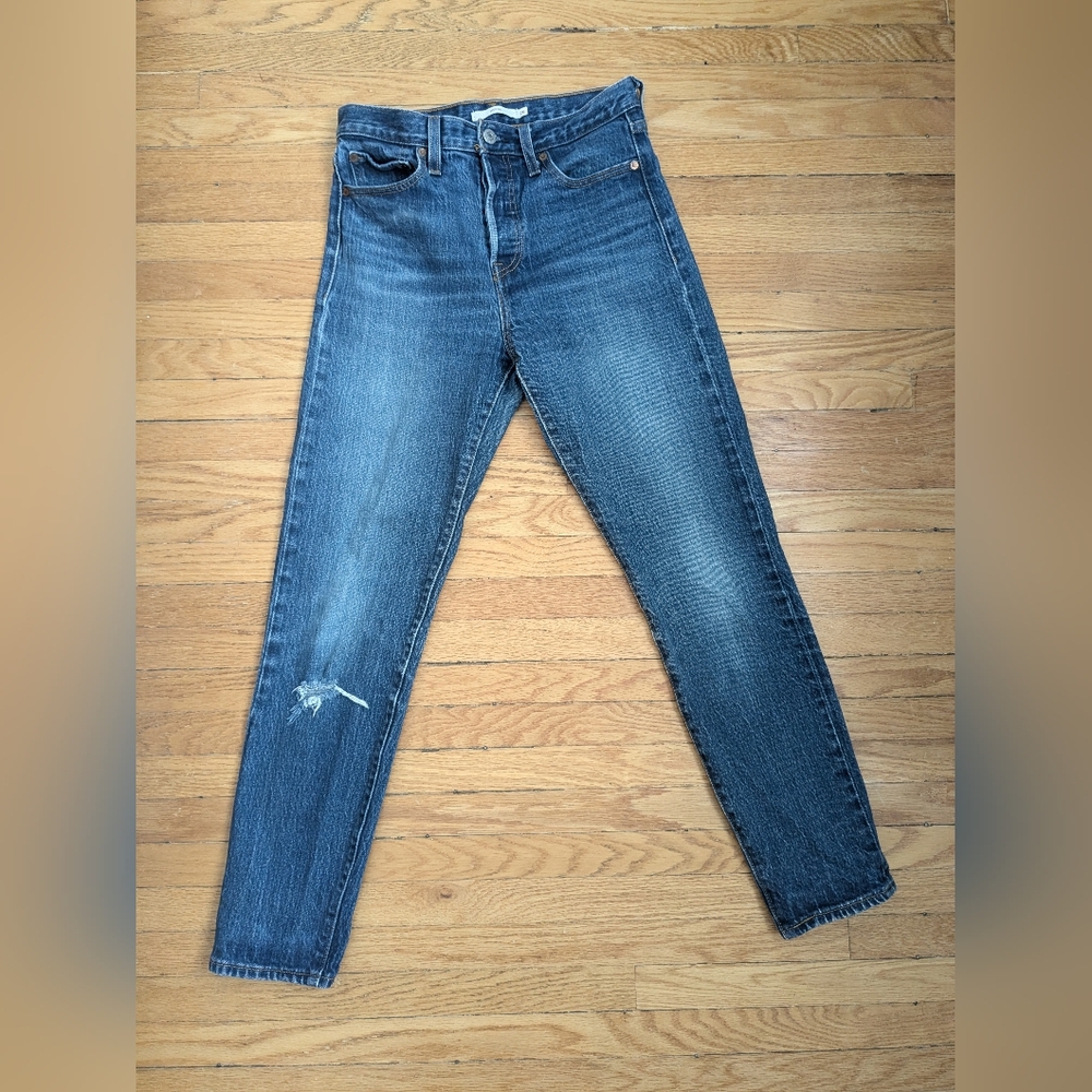 Levi's Wedgie size 26